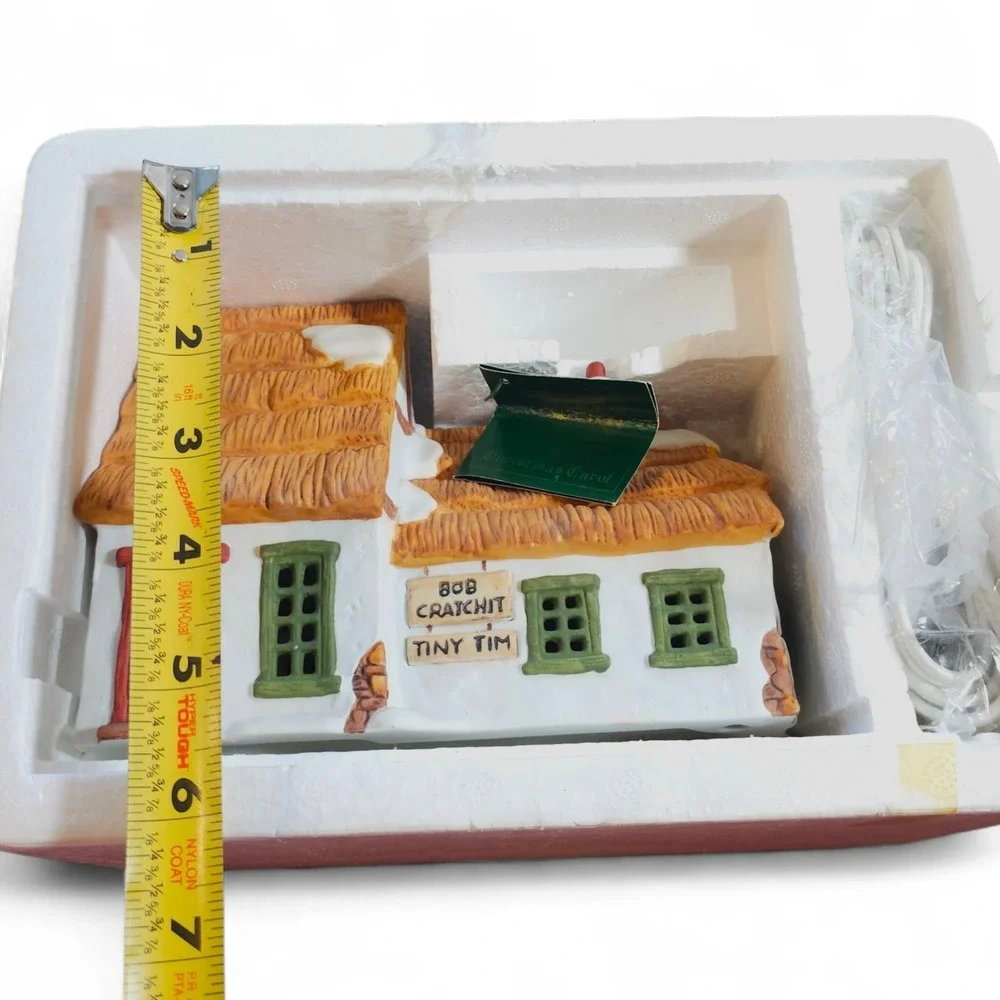 Retired Dept 56 Dickens Village Bob Cratchit Tiny Tim Cottage Lighted House Box
